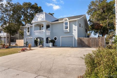 A home in Crystal River