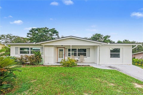 Homes For Sale - 80 S Adams Street<br/> Beverly Hills, FL 34465