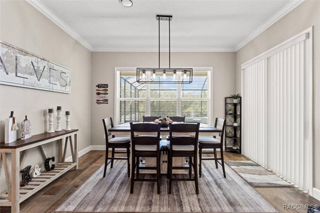 5888 W Corral Place, Beverly Hills, New York image 27