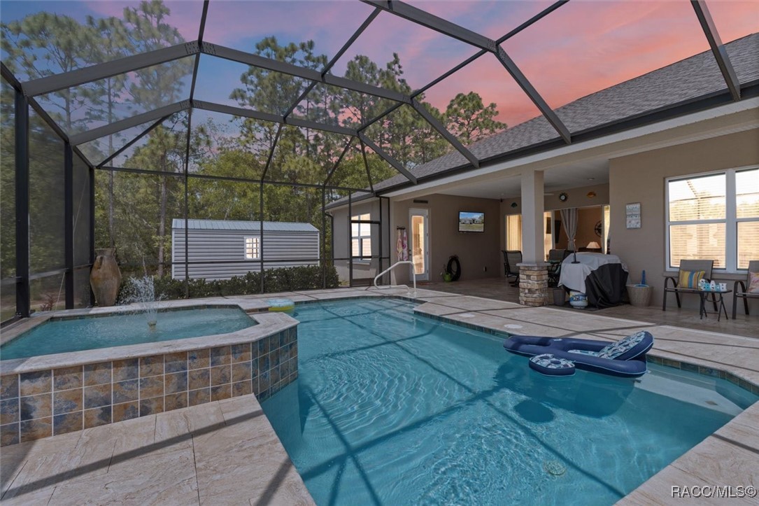 5888 W Corral Place