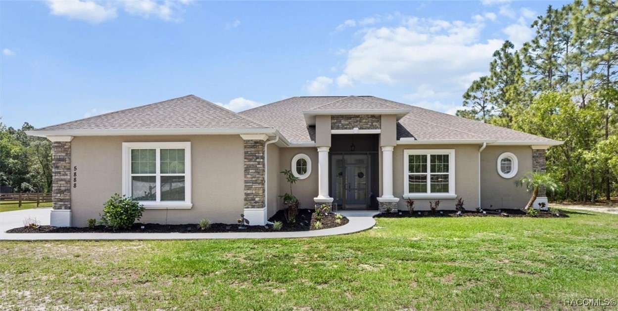 5888 W Corral Place