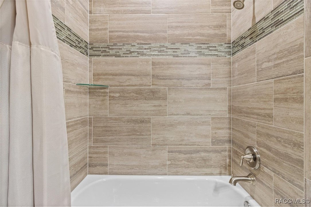 5888 W Corral Place, Beverly Hills, New York image 48