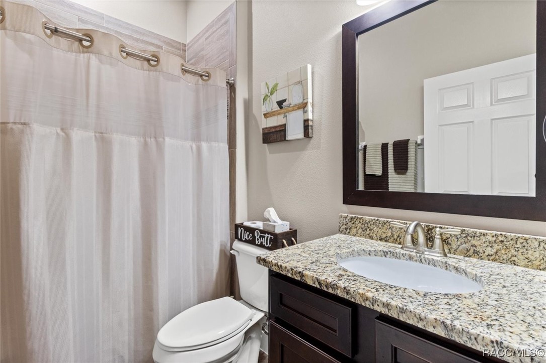 5888 W Corral Place, Beverly Hills, New York image 47