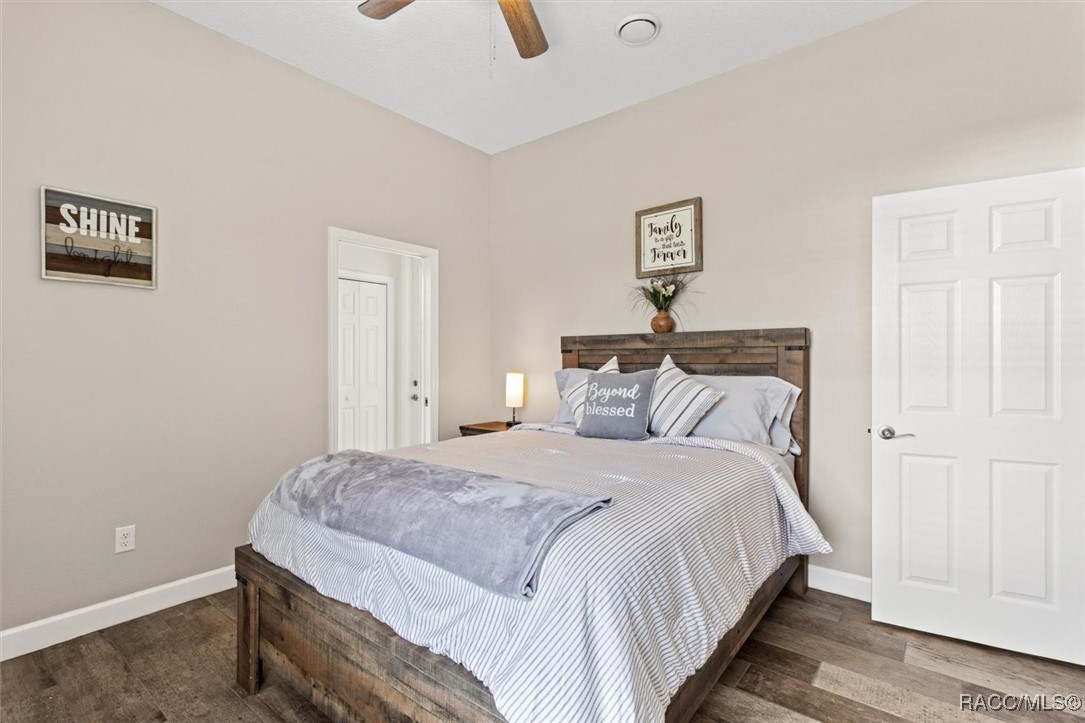 5888 W Corral Place, Beverly Hills, New York image 42