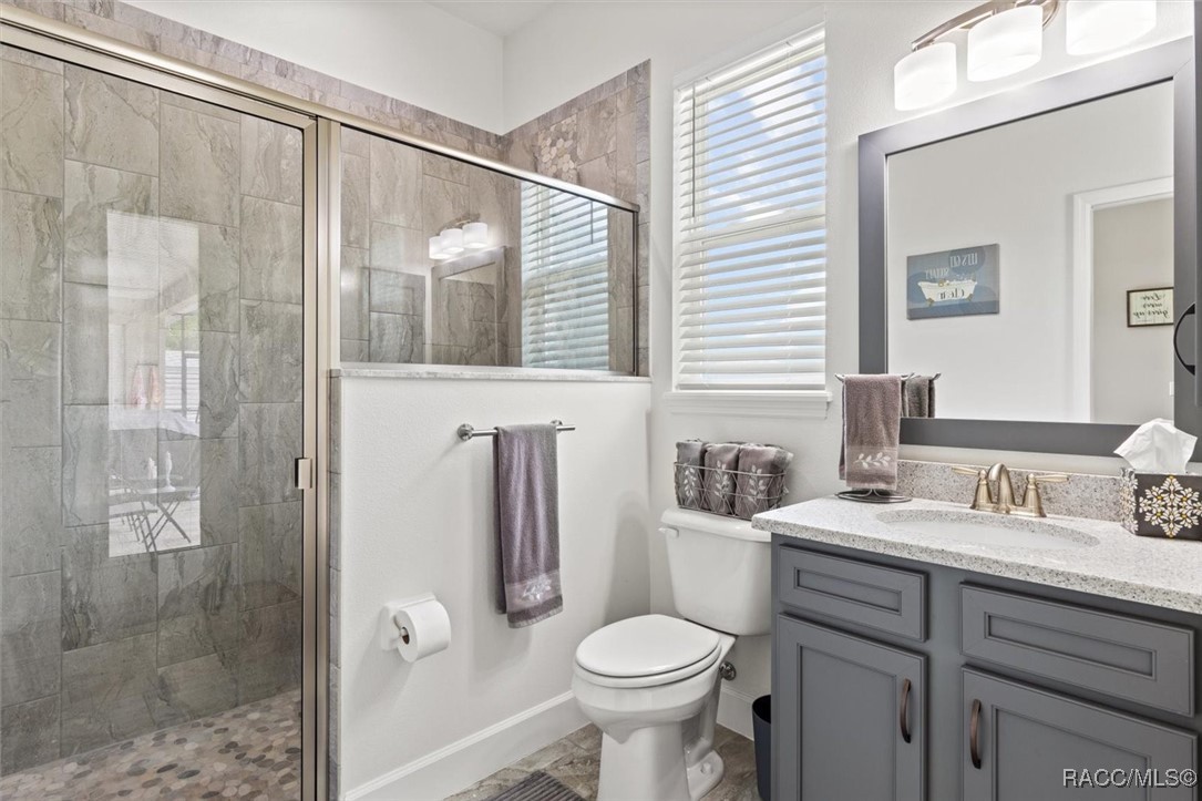 5888 W Corral Place, Beverly Hills, New York image 43
