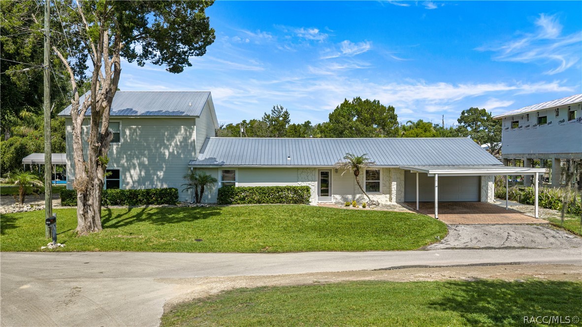 Photo 1 of 70 — 4216 S Marva Terrace, Homosassa, FL 34448