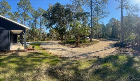 A home in Crystal River