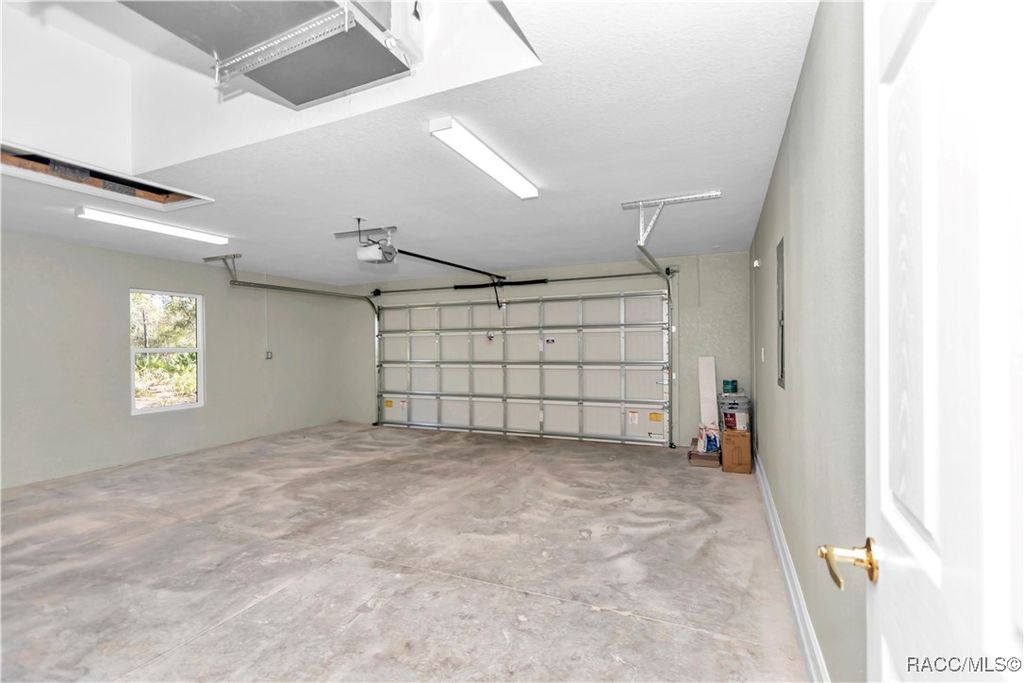listing image 49