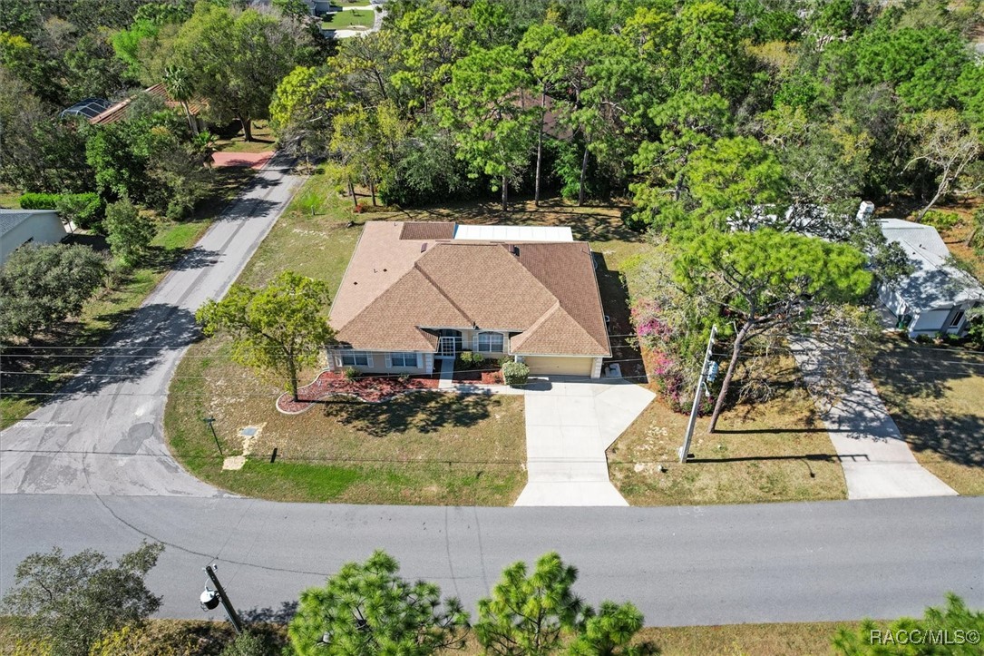 207 Linder Drive, Homosassa, Florida image 2