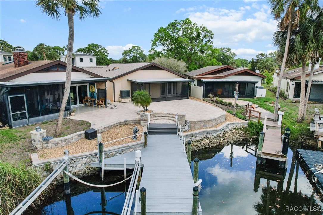 11546 W Clubview Drive, Homosassa, New York image 1