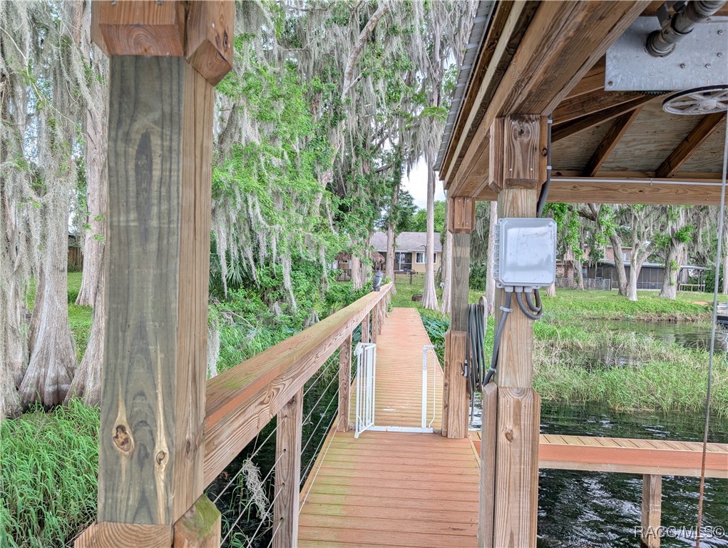 6905 S Aloysia Avenue, Floral City, Florida image 38