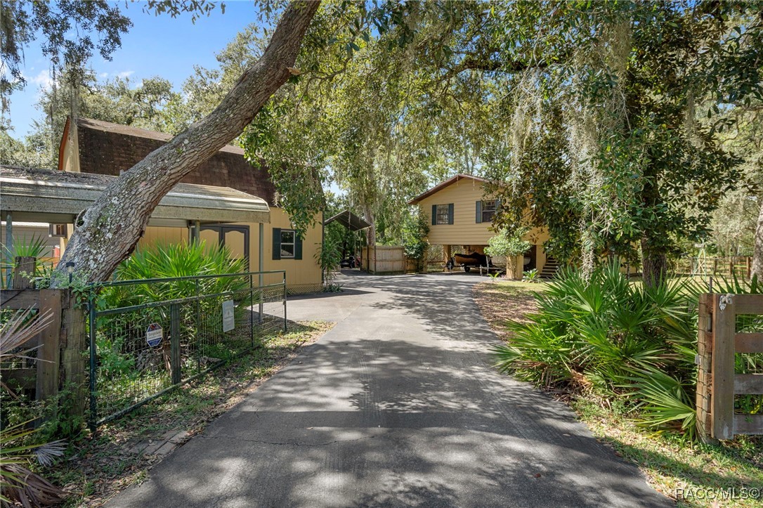 7972 S Four Oaks Point