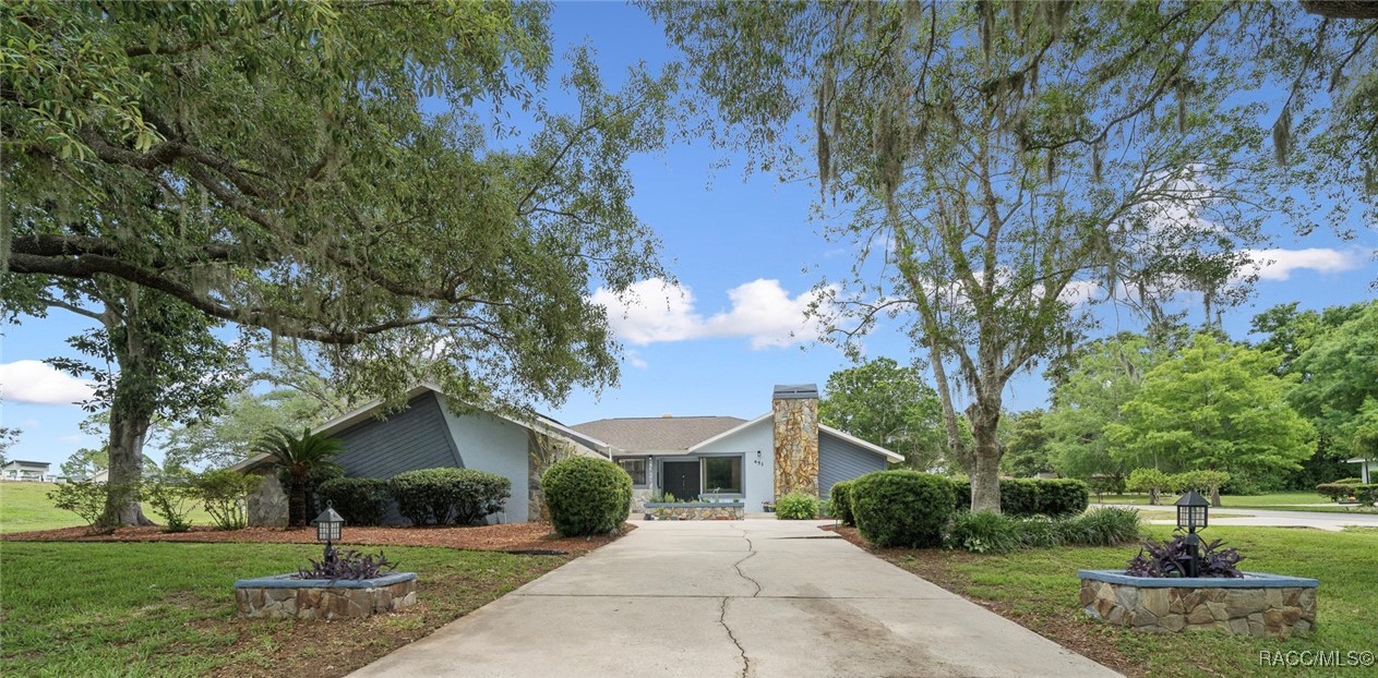451 E Ireland Court