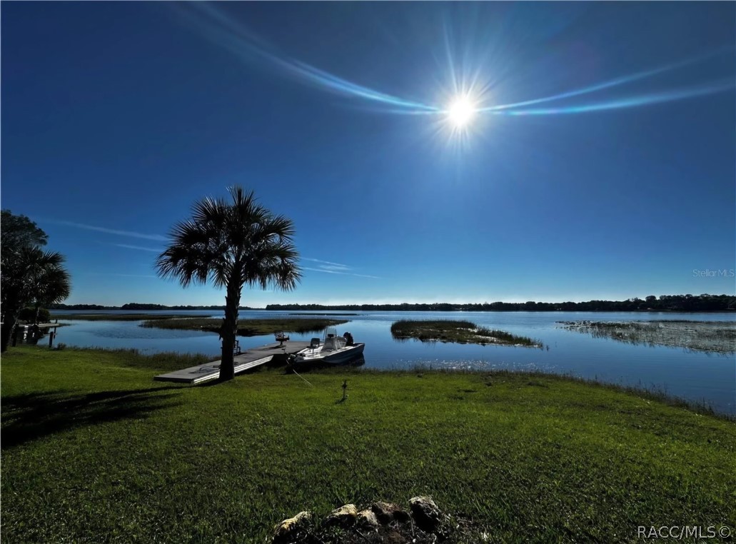 2989 N Aquaview Terrace