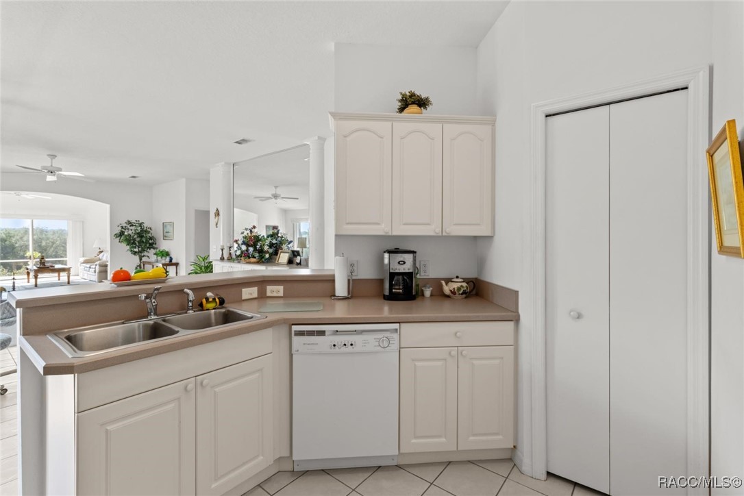 2323 N Andrea Point, Lecanto, Florida image 19