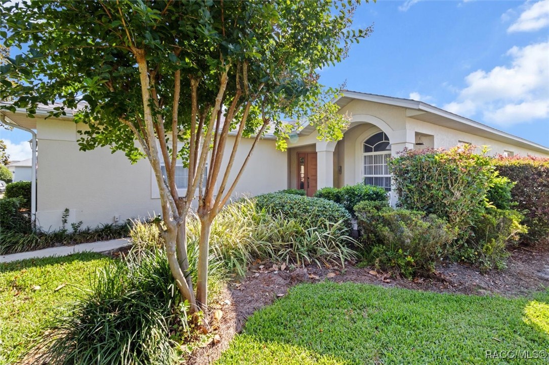 2323 N Andrea Point, Lecanto, Florida image 2