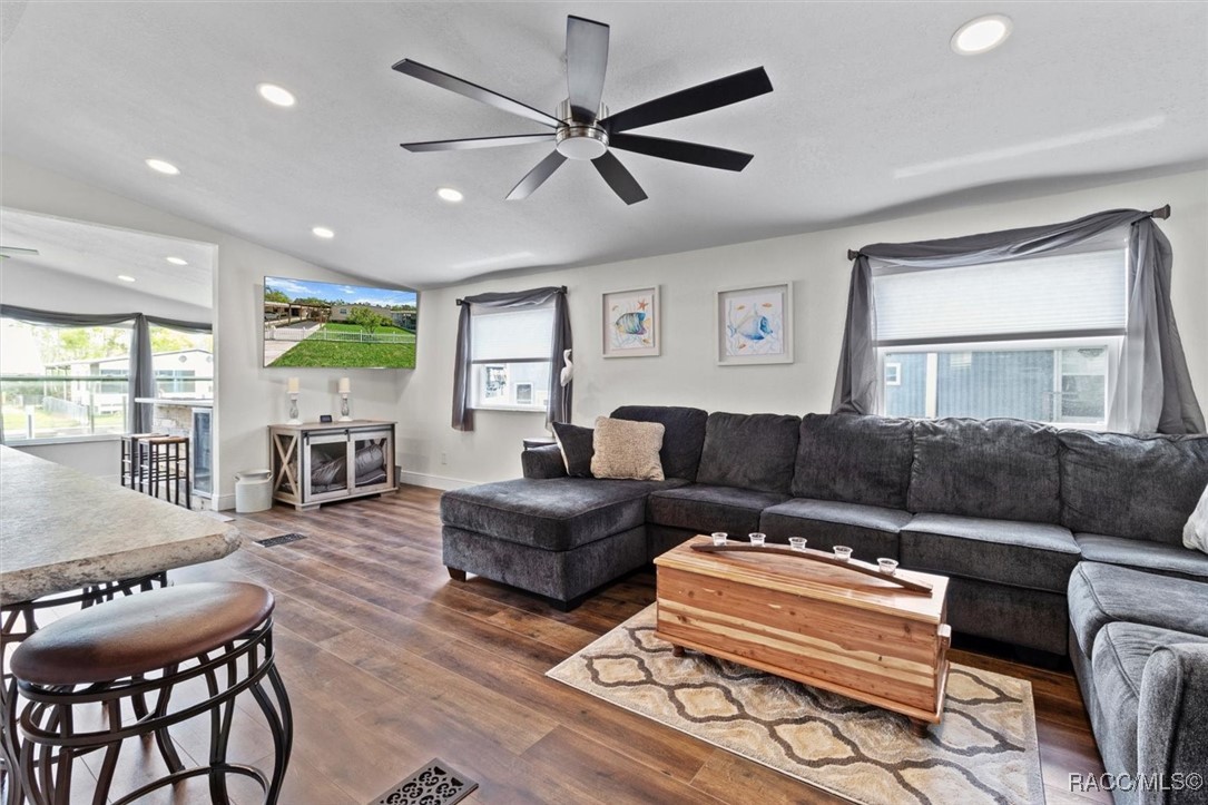 2645 N Seneca Point, Crystal River, Florida image 5
