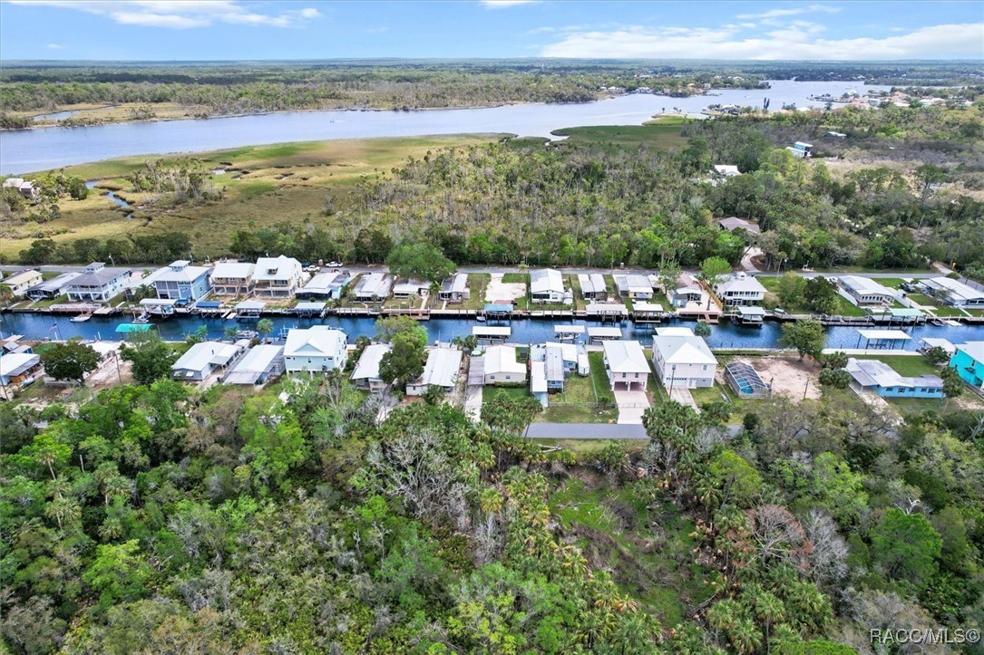 2645 N Seneca Point, Crystal River, Florida image 1