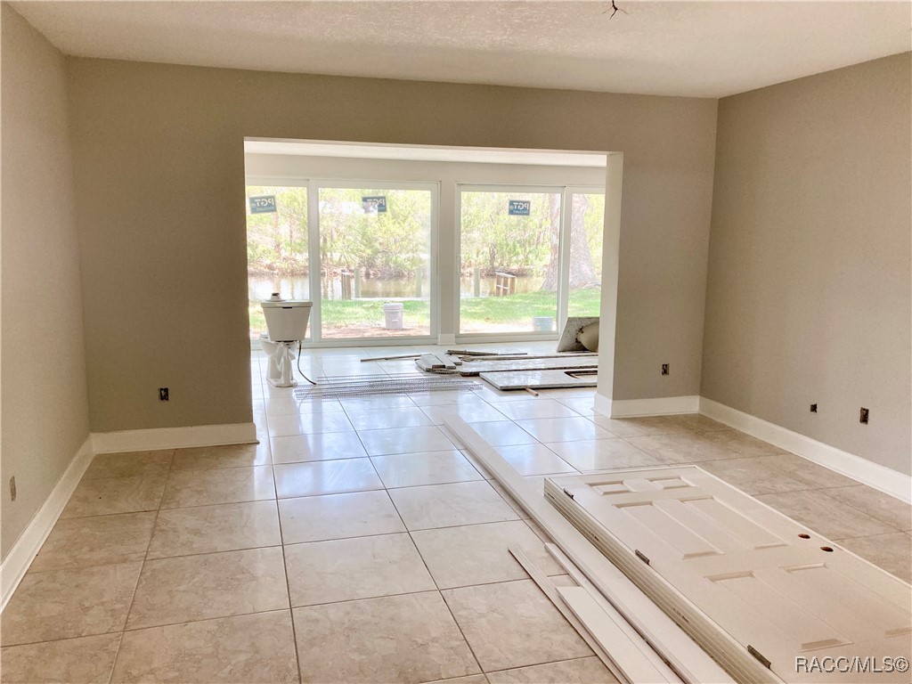 11334 W Bayshore Drive, Crystal River, Florida image 13