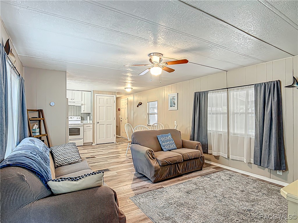 7989 W Longfellow Street, Homosassa, New York image 4