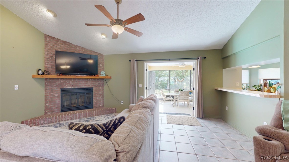 826 E Gaines Lane, Hernando, Florida image 5