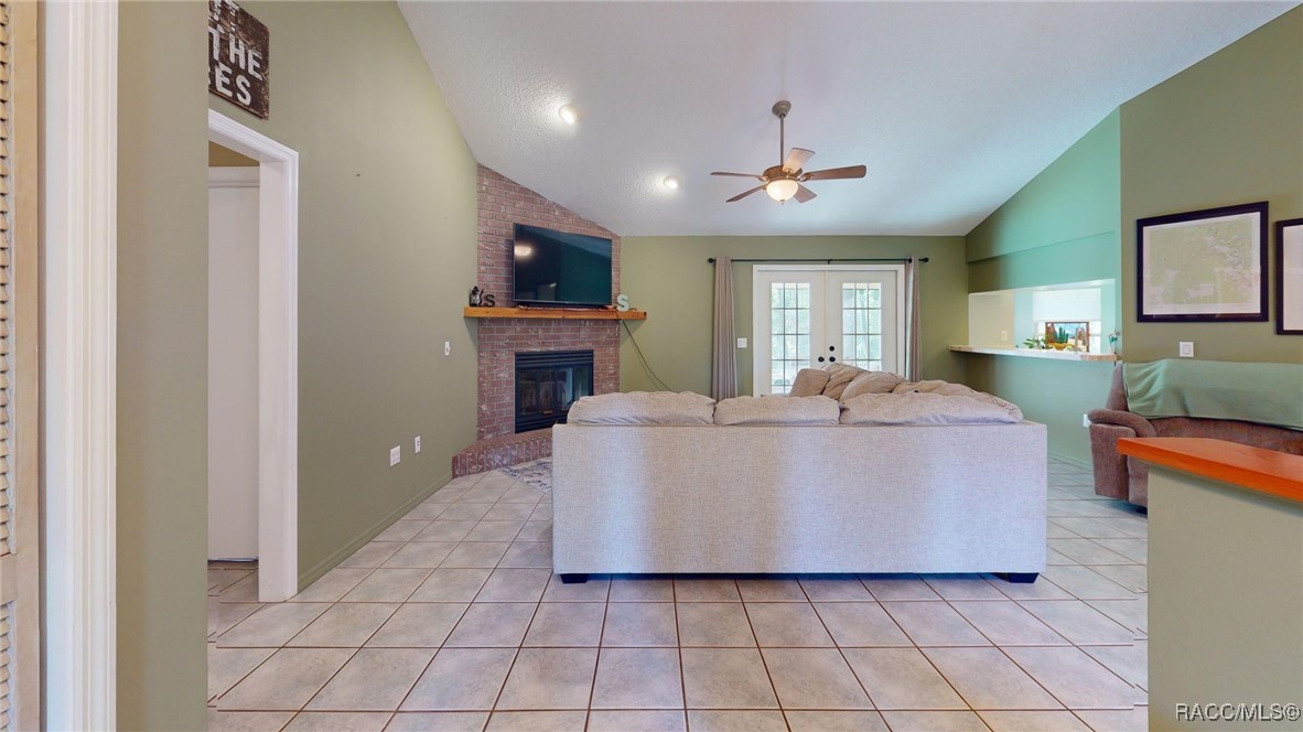 826 E Gaines Lane, Hernando, Florida image 10