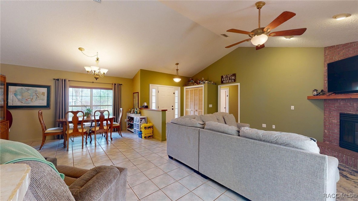 826 E Gaines Lane, Hernando, Florida image 9