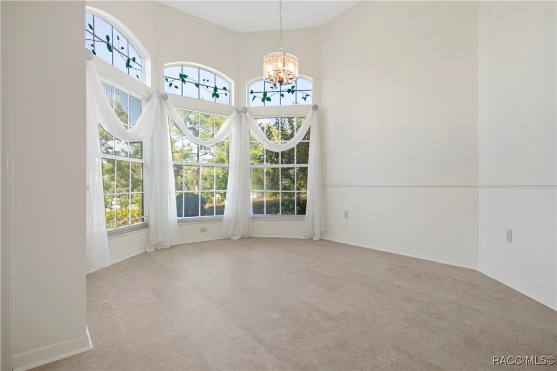 118 W Honey Palm Loop, Beverly Hills, New York image 12