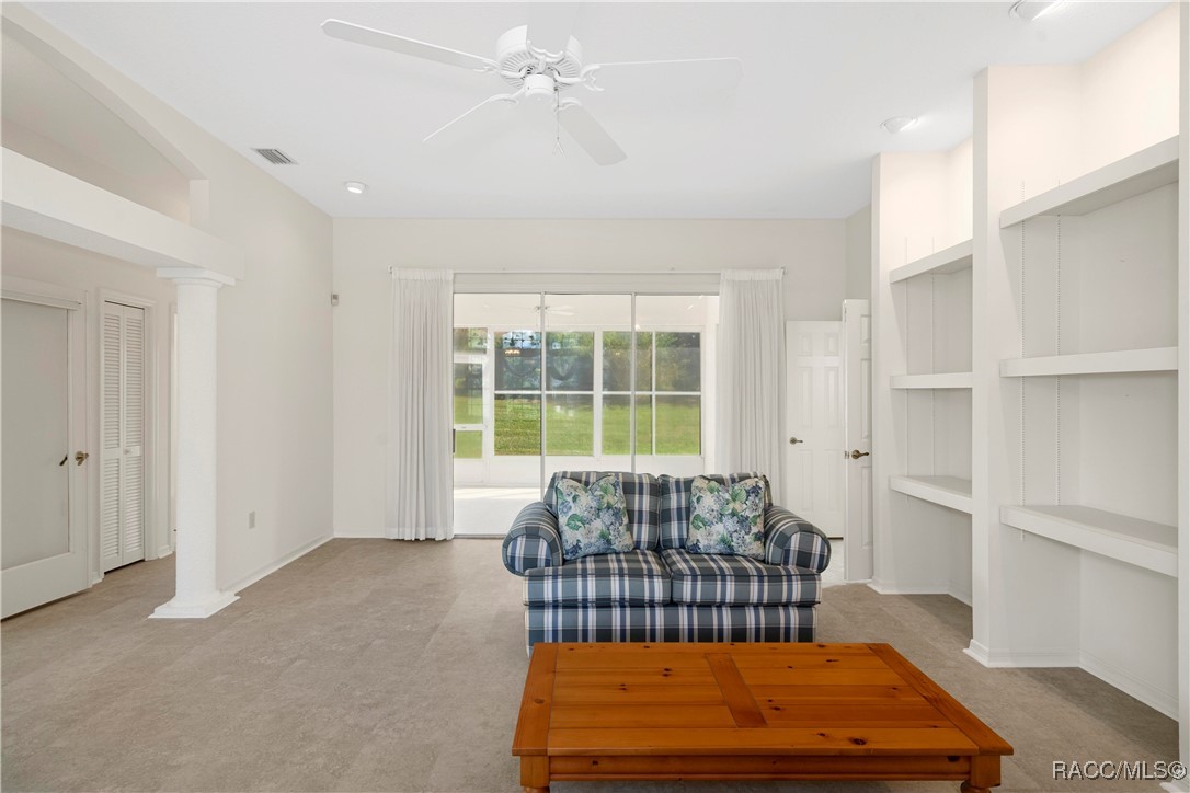 118 W Honey Palm Loop, Beverly Hills, New York image 8