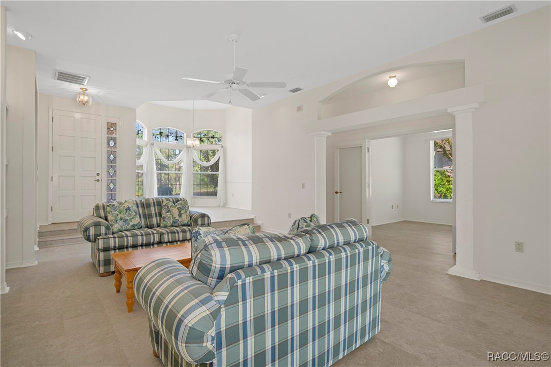 118 W Honey Palm Loop, Beverly Hills, New York image 10