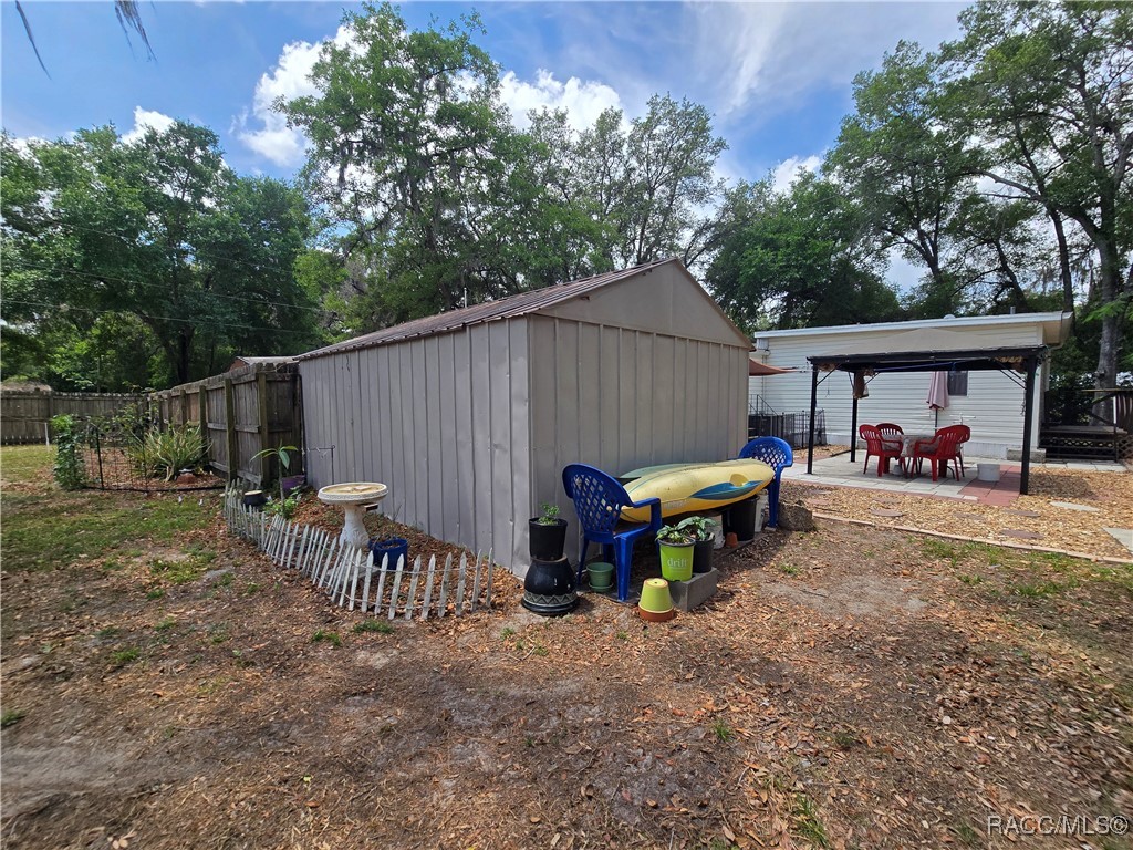 8009 E Peacock Lane, Floral City, New York image 45