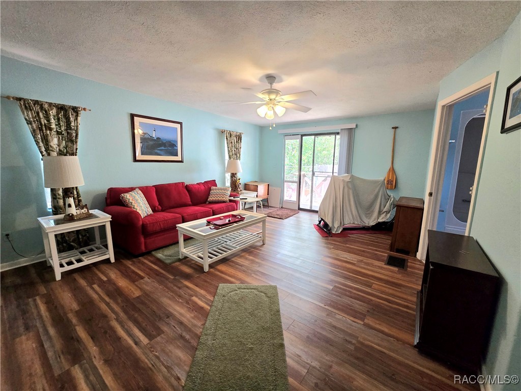 8009 E Peacock Lane, Floral City, New York image 41