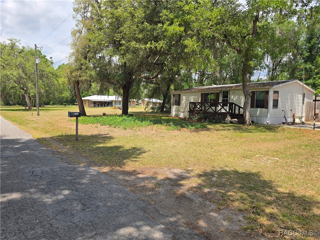 8009 E Peacock Lane, Floral City, New York image 6