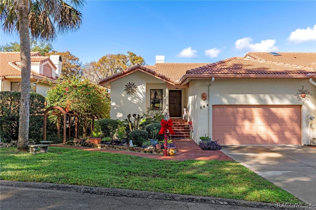 564 San Remo Circle