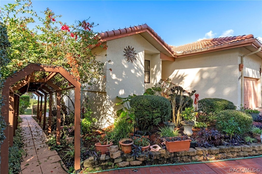 564 San Remo Circle