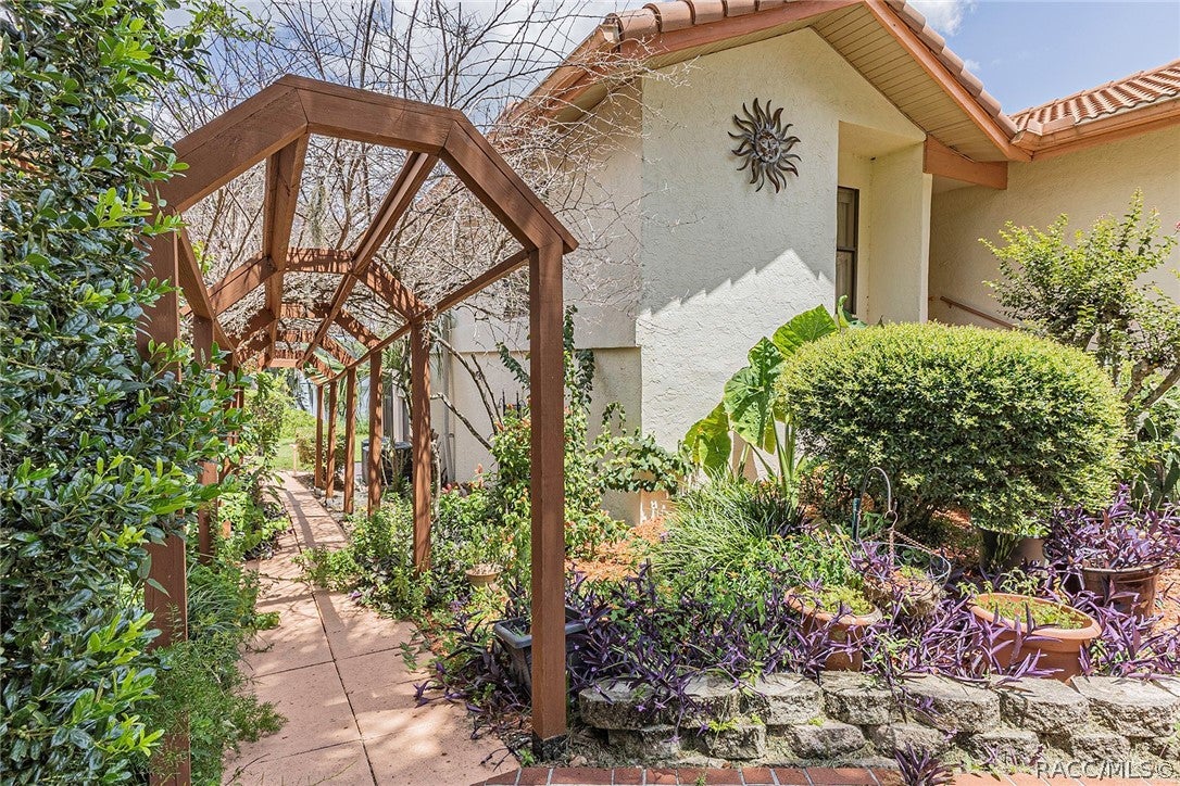 564 San Remo Circle