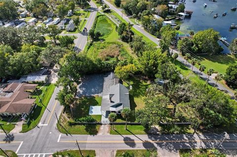 272 NE 3rd Street Crystal River FL 34428