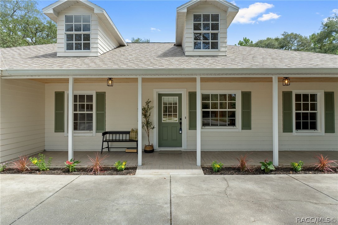 3329 W Danny Court