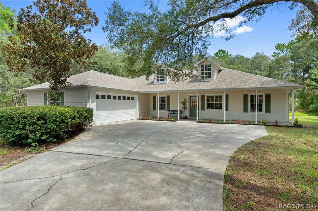 3329 W Danny Court