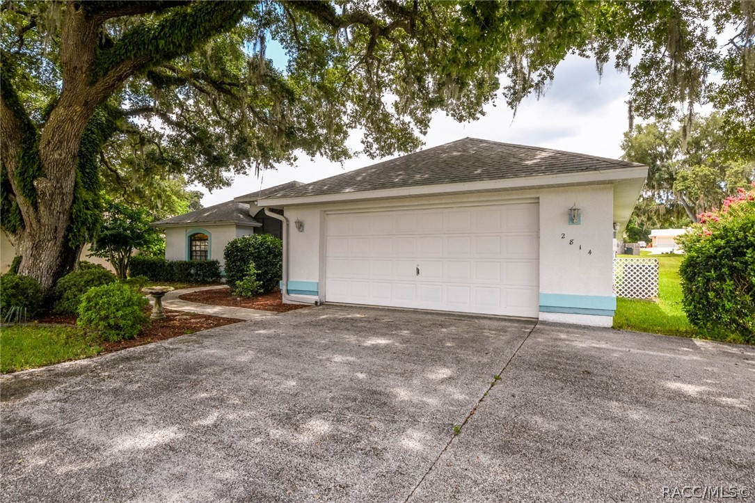 2814 N Canterbury Lake Drive, Hernando, Florida image 36