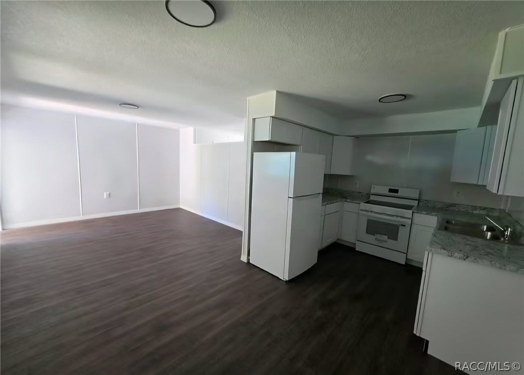 645 NE 10th Street
