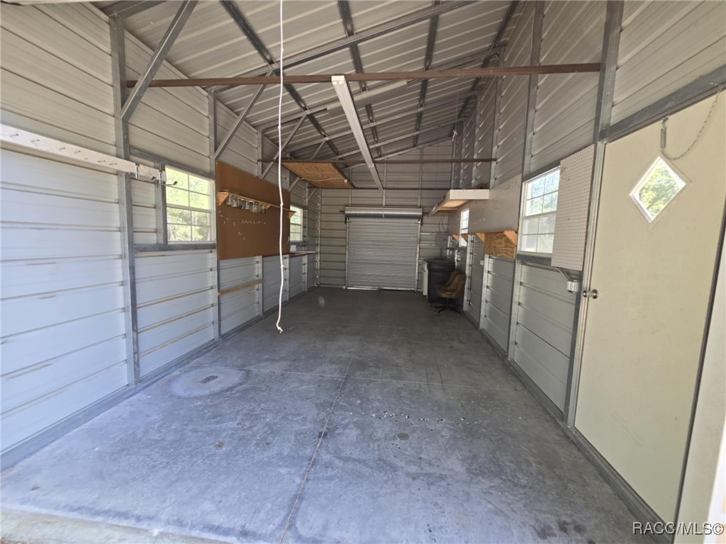 5851 N Hazelwood Drive, Beverly Hills, New York image 40