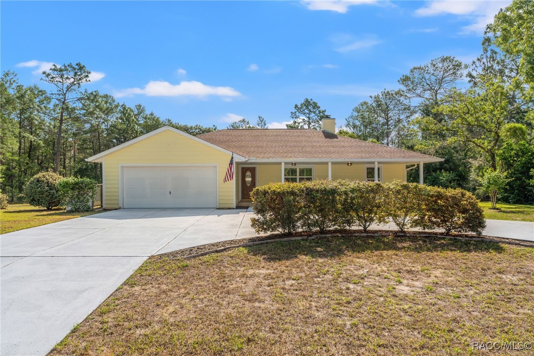 5851 N Hazelwood Drive, Beverly Hills, New York image 13