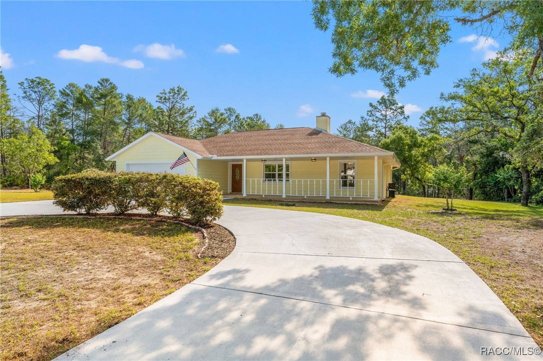 5851 N Hazelwood Drive