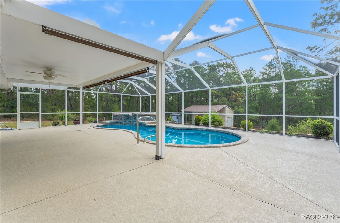 5851 N Hazelwood Drive, Beverly Hills, New York image 36