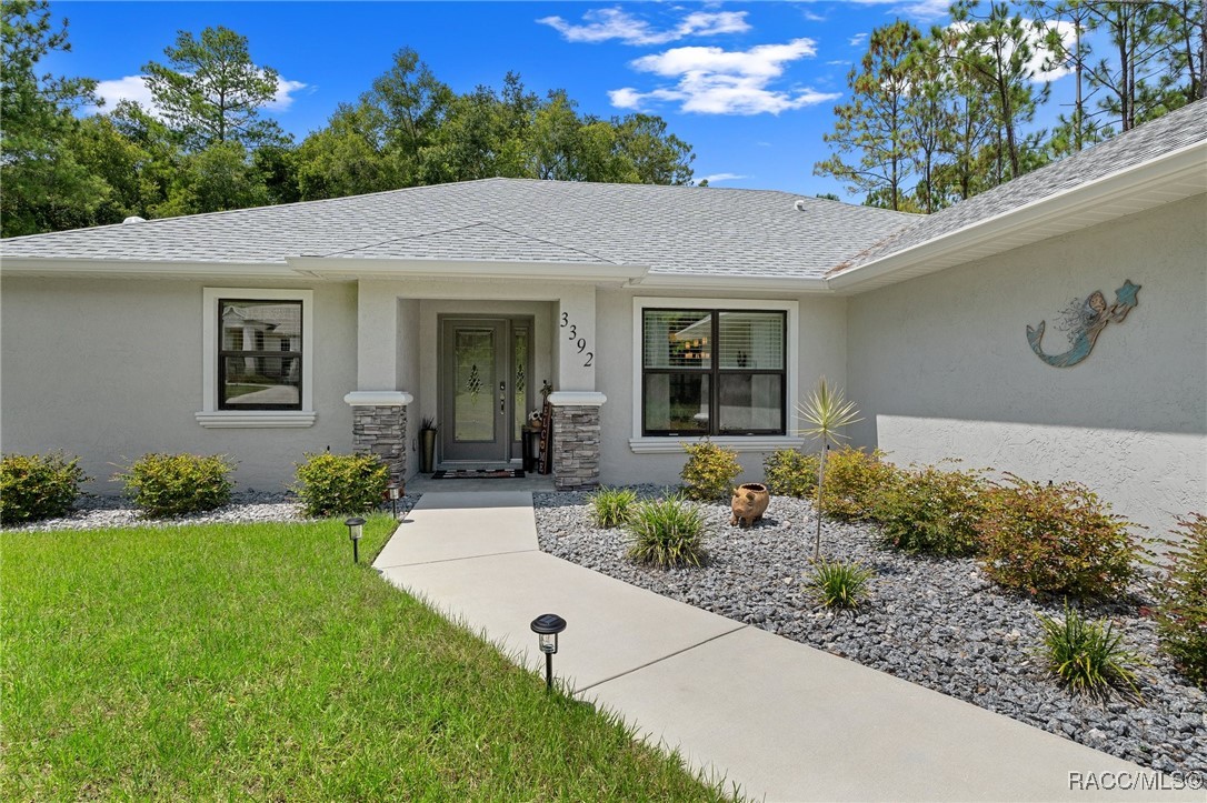 3392 N Canterbury Lake Drive, Hernando, Florida image 13