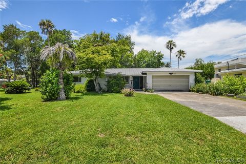 A home in Crystal River