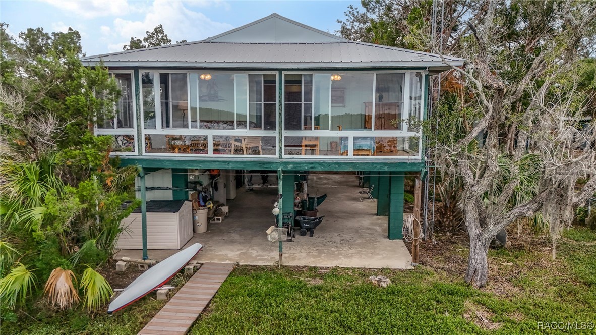 581 N Lake Circle, Crystal River, Florida image 10