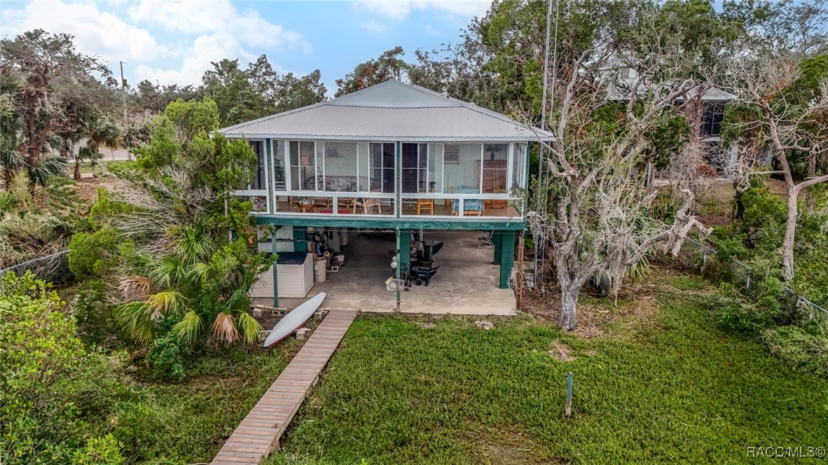 581 N Lake Circle, Crystal River, Florida image 9