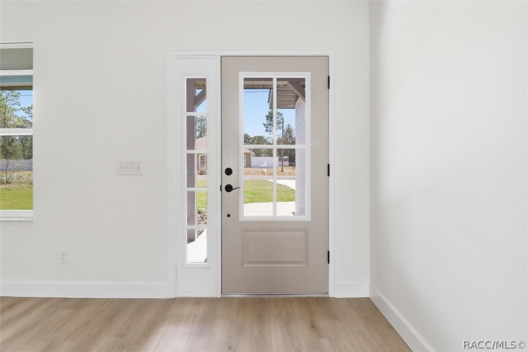 7289 N Westbrook Way